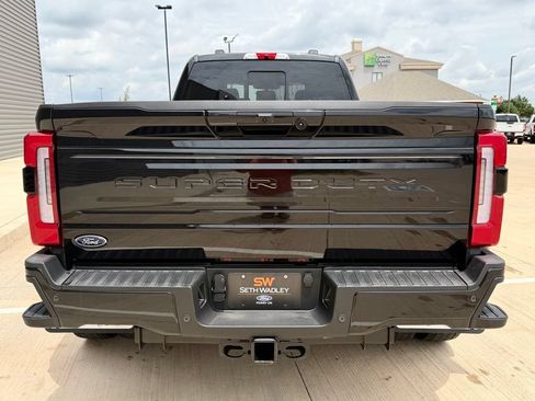 Used 2026 Ford F450 Platinum w/ FX4 Off-Road Package AWD/4WD image 5
