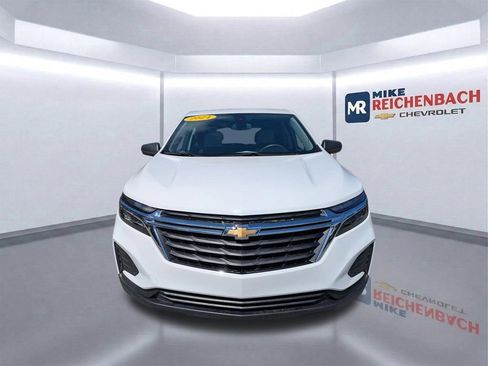 Used 2024 Chevrolet Equinox LS w/ LS Convenience Package image 9