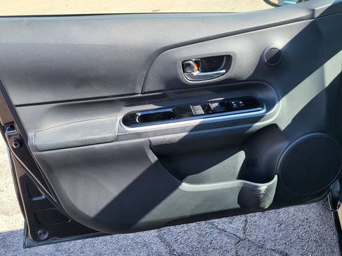Used 2016 Toyota Prius C Two FWD image 25
