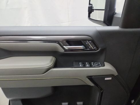 Certified 2026 Chevrolet Silverado 2500 ZR2 w/ LPO, Dark Essentials Package AWD/4WD image 21