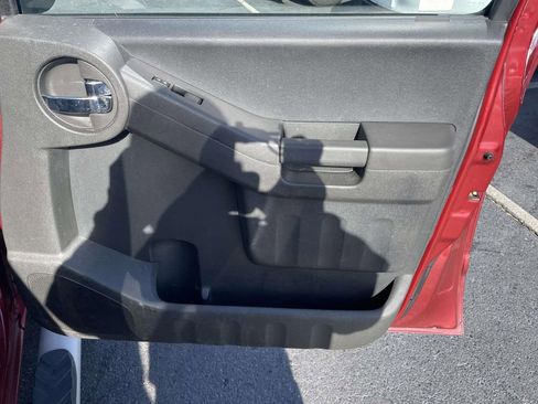 Used 2015 Nissan Xterra PRO-4X w/ Pro-4x Leather Package image 42