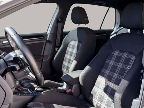 Used 2016 Volkswagen GTI S image 18