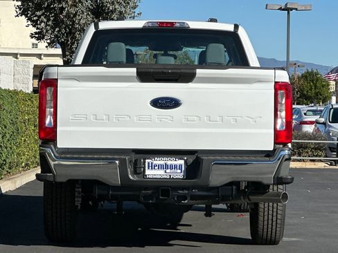 New 2026 Ford F250 XL w/ XL Chrome Package image 5