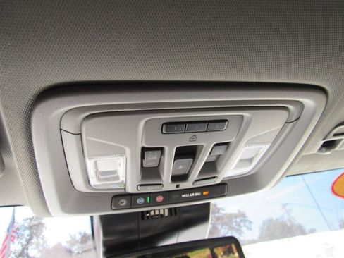 Used 2025 Chevrolet Silverado 1500 LTZ w/ LTZ Premium Package AWD/4WD image 32