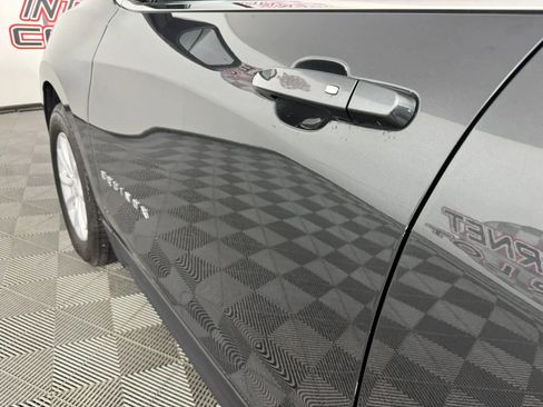 Used 2020 Chevrolet Equinox LT w/ Driver Convenience Package image 24