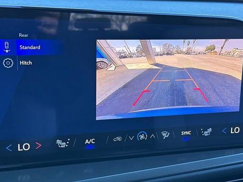 New 2026 Chevrolet Traverse LT image 27