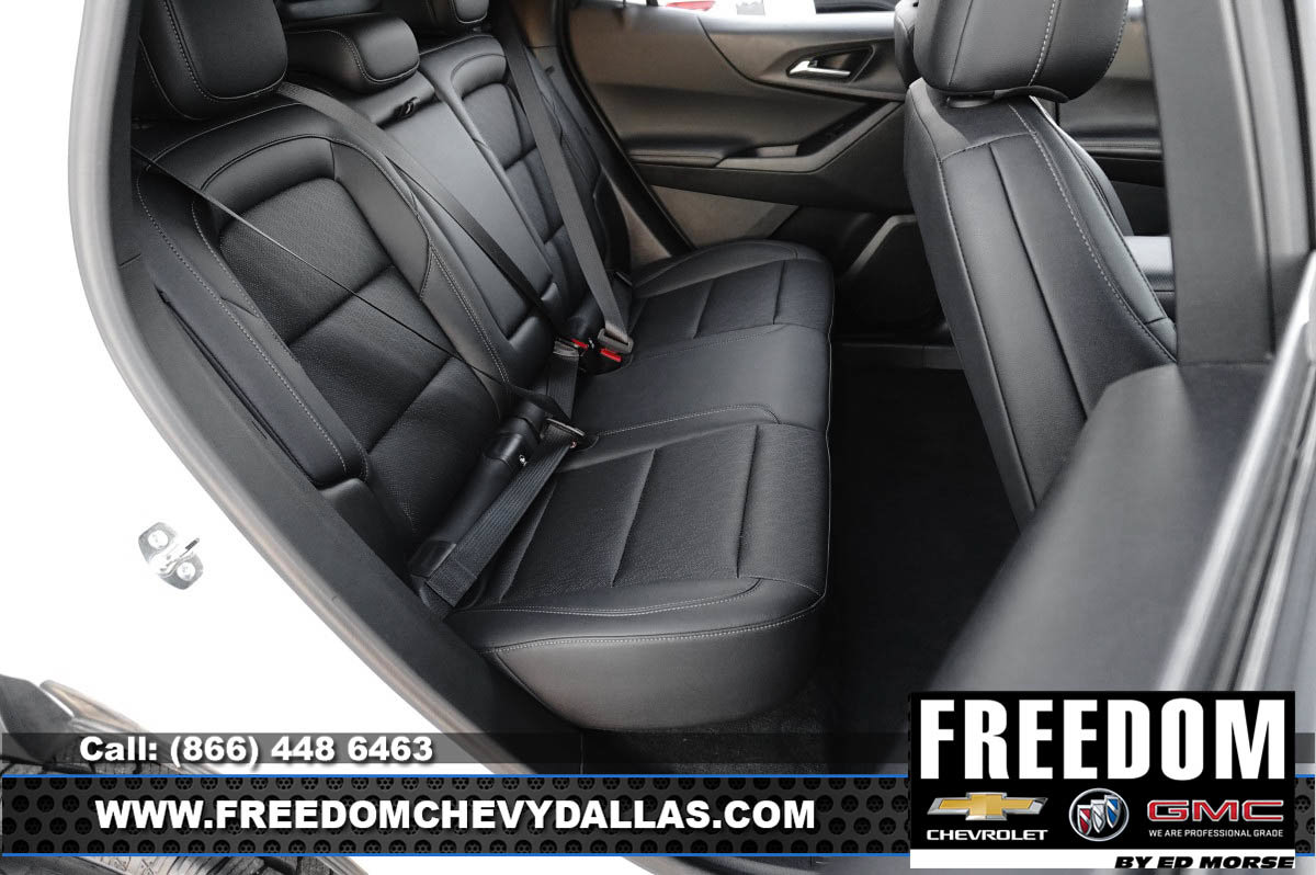 Used 2026 Chevrolet Equinox LT w/ Convenience Package II FWD image 9