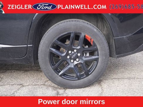 Used 2024 Chevrolet Traverse Premier w/ Redline Edition AWD/4WD image 13