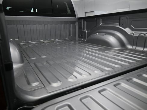 Used 2025 RAM 1500 Laramie image 38