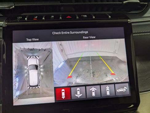 New 2025 Jeep Grand Cherokee Limited w/ Luxury Tech Group II image 28