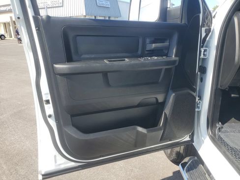 Used 2022 RAM 3500 Tradesman AWD/4WD image 24