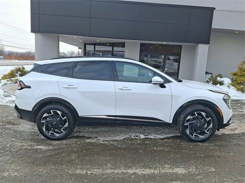 Certified 2024 Kia Sportage SX image 7