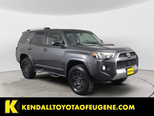 Used 2017 Toyota 4Runner TRD Off-Road Premium AWD/4WD image 3