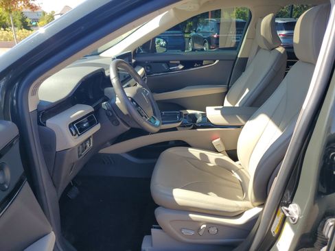 Certified 2022 Lincoln Nautilus Reserve w/ Luxury Package image 12