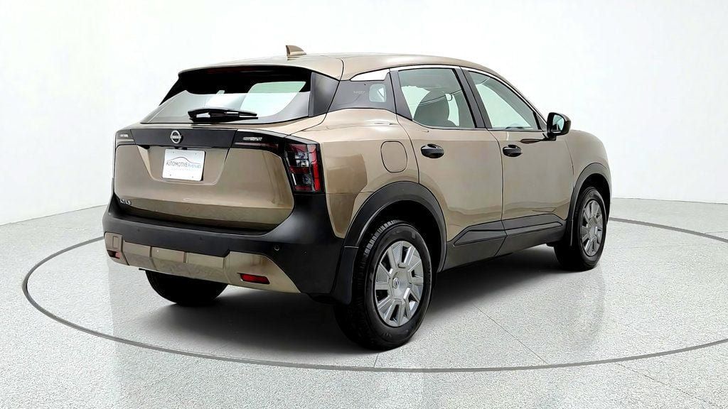 Used 2025 Nissan Kicks S w/ Charging Package FWD image 5