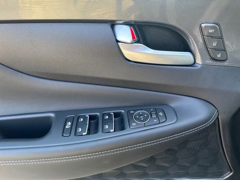 Used 2023 Hyundai Santa Fe Limited image 9