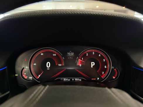 Used 2016 BMW 740i image 13