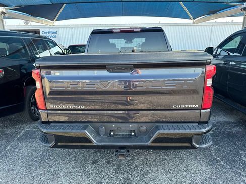 Used 2023 Chevrolet Silverado 1500 Custom Trail Boss AWD/4WD image 5