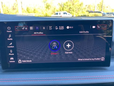 Used 2023 Dodge Hornet GT w/ GT Blacktop Package image 31