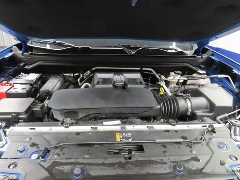 Used 2025 GMC Canyon Elevation image 23