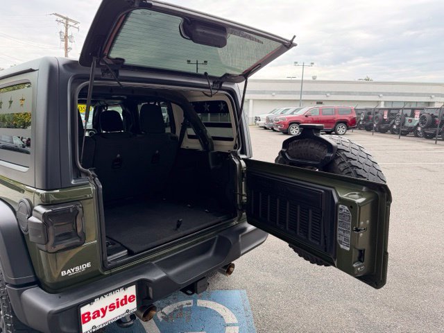 Used 2021 Jeep Wrangler Unlimited Sport AWD/4WD image 18