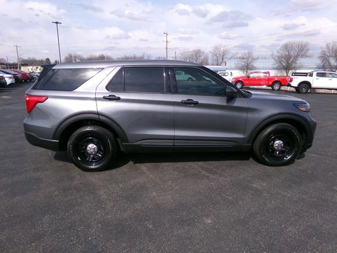 Used 2021 Ford Explorer 4WD Police Interceptor image 2