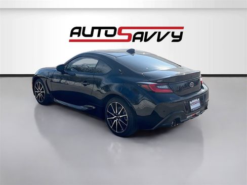Used 2024 Toyota GR86 image 5