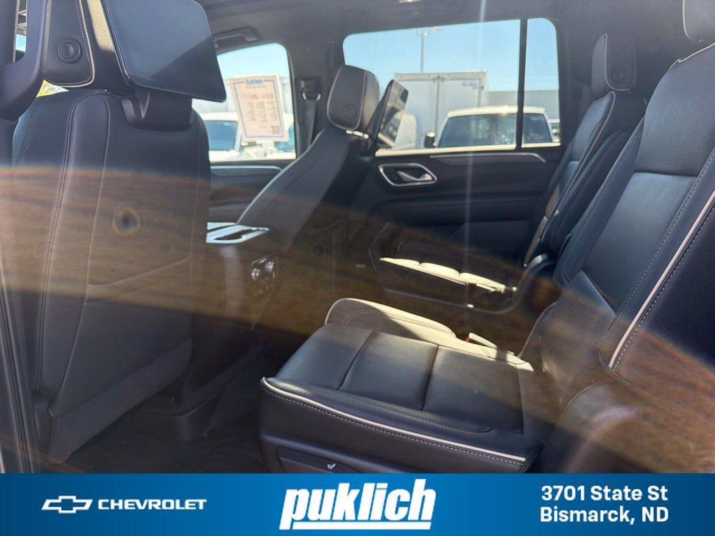 Certified 2021 GMC Yukon XL SLT w/ SLT Premium Package AWD/4WD image 34