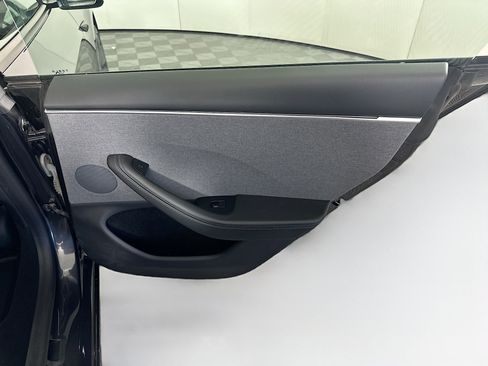 Used 2024 Tesla Model 3 image 30