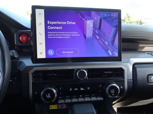 Used 2024 Toyota Tacoma TRD Off-Road image 28