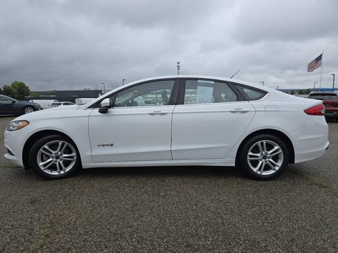Used 2018 Ford Fusion S FWD image 15