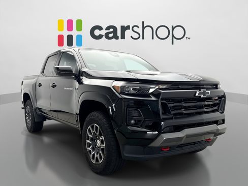 Used 2024 Chevrolet Colorado Z71 w/ Safety Package AWD/4WD image 7