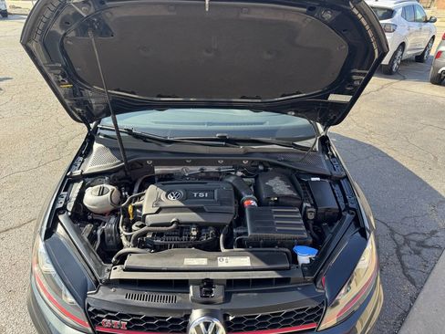 Used 2017 Volkswagen GTI Autobahn image 19