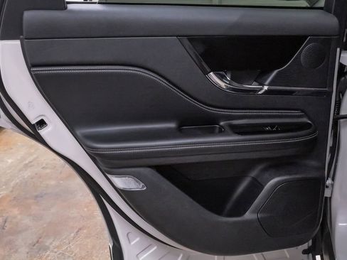 Used 2023 Lincoln Corsair FWD image 26