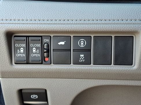 Used 2023 Honda Odyssey EX-L image 26