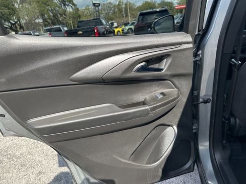 Used 2025 Chevrolet TrailBlazer LT image 27