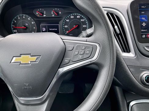 Used 2024 Chevrolet Malibu LT image 21