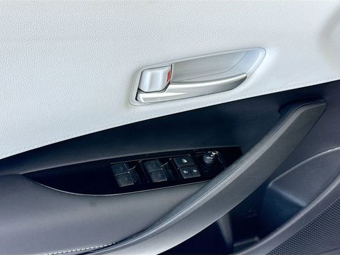 Used 2023 Toyota Corolla SE FWD image 23