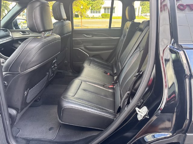 Used 2024 Jeep Grand Cherokee Limited 4xe AWD/4WD image 26