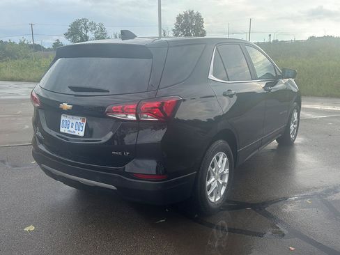 Used 2024 Chevrolet Equinox LT AWD/4WD image 5