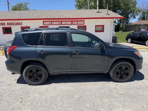 Used 2011 Toyota RAV4 4WD w/ Base L4 Extra Value Pkg image 2