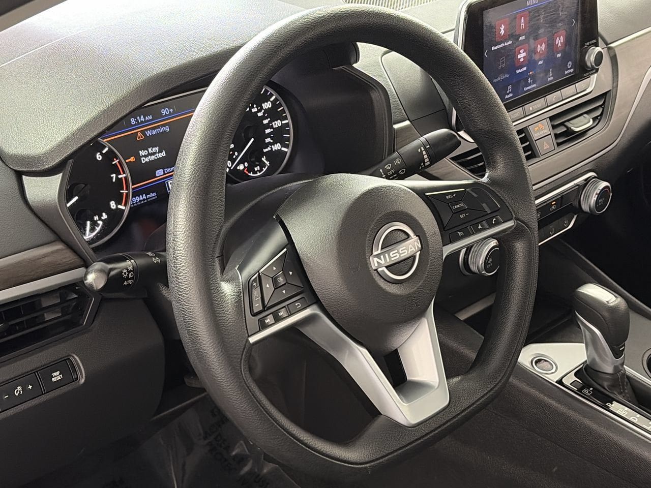 Used 2025 Nissan Altima 2.5 SV FWD image 13