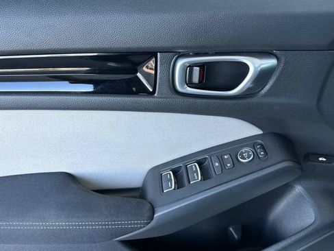 Used 2024 Honda Civic EX image 11
