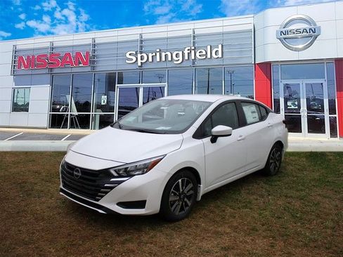 New 2025 Nissan Versa SV w/ Trunk Package image 3