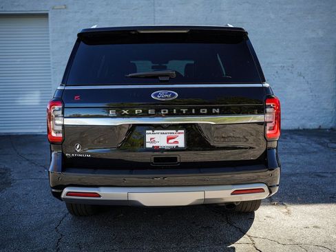 Used 2023 Ford Expedition Platinum image 14