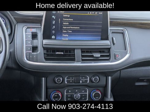 Used 2023 Chevrolet Suburban Premier image 13