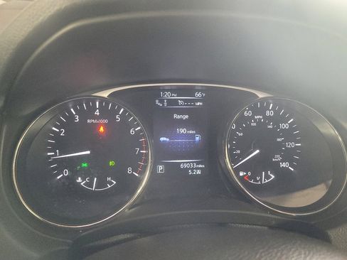 Used 2016 Nissan Rogue SL w/ SL Premium Package FWD image 23
