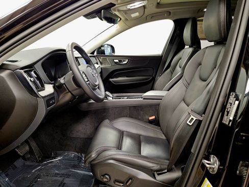 Used 2025 Volvo XC60 T8 Ultra w/ Protection Package Premier image 8