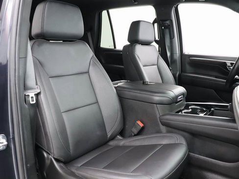 Used 2025 Chevrolet Tahoe LT image 30