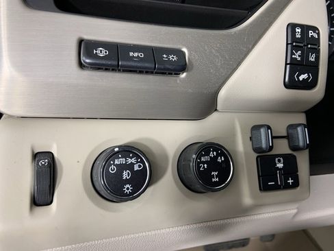 Used 2015 GMC Yukon XL Denali w/ Touring Package image 33